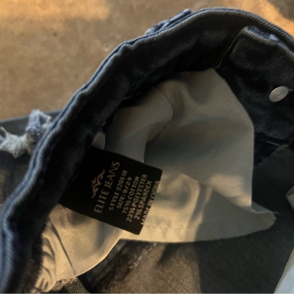 Cropped shorts - Picture 3 of 3